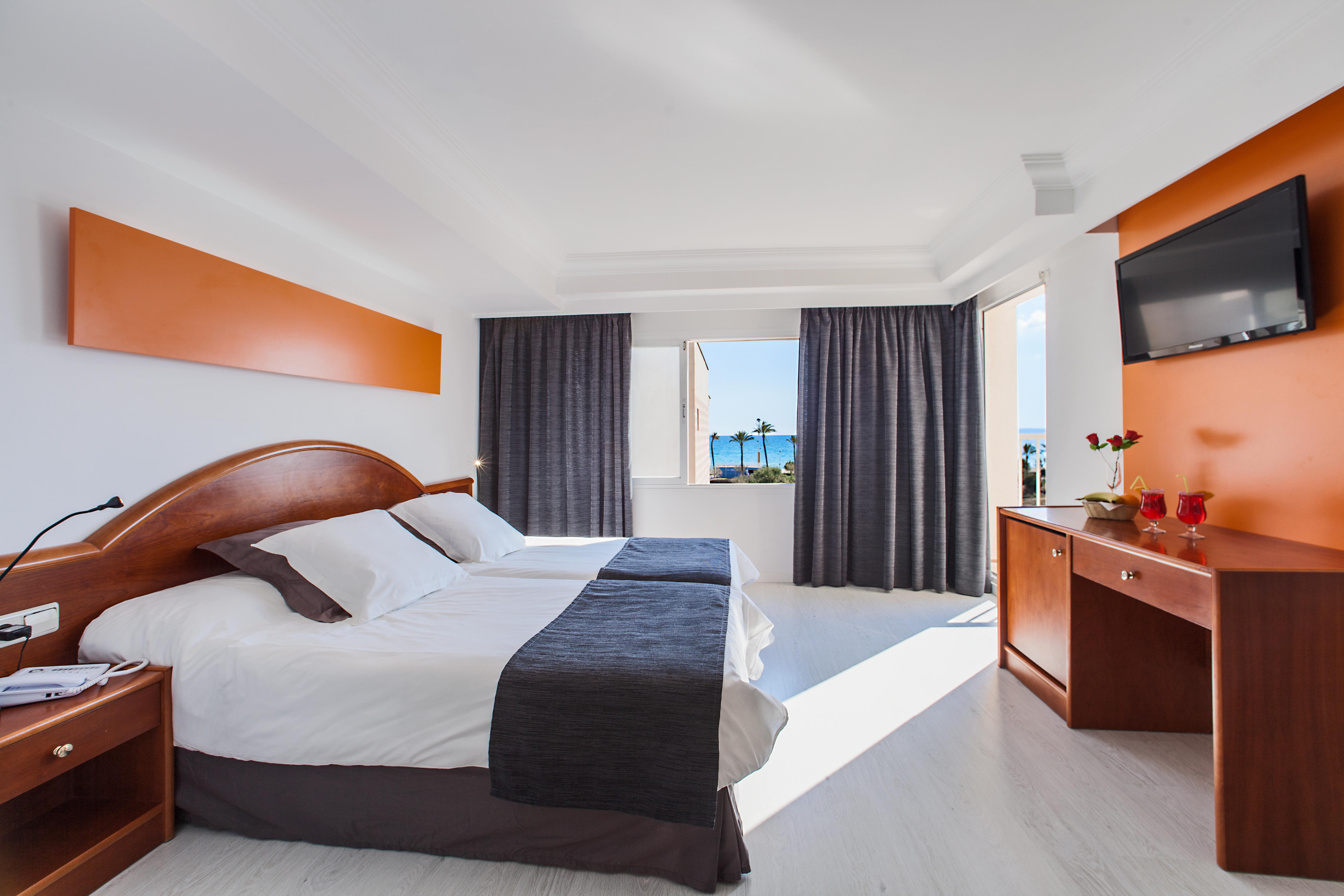Hotel Sant Jordi Плайя де Пальма Экстерьер фото